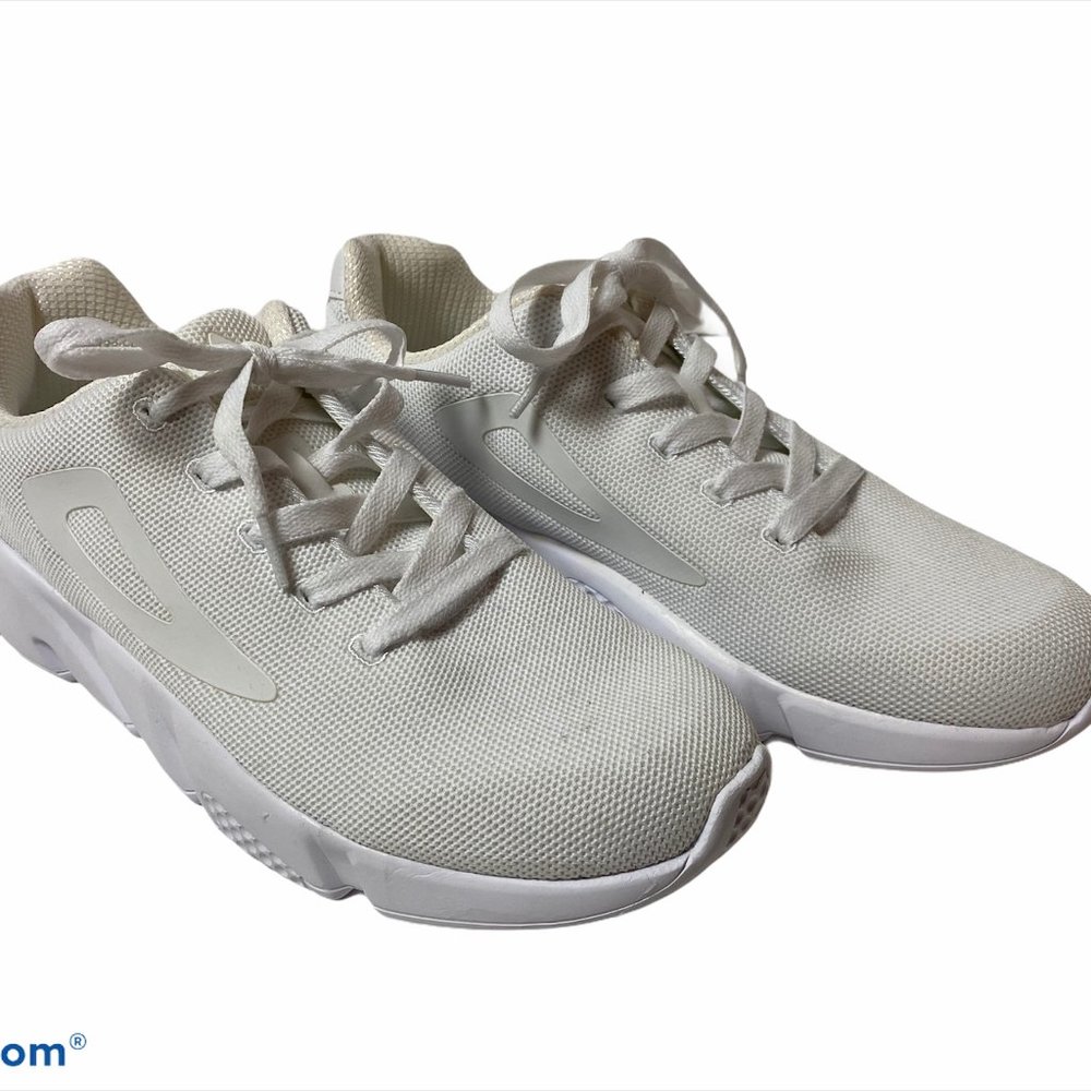 White Women's Zarin Athletic Shoes - FILA Size 9.5